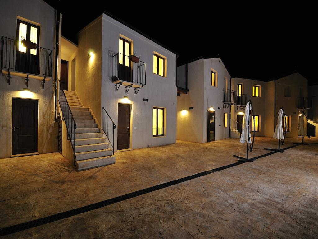 B&B Le Cale ซานตามาเรีย นาวาร์เรเซ ภายนอก รูปภาพ